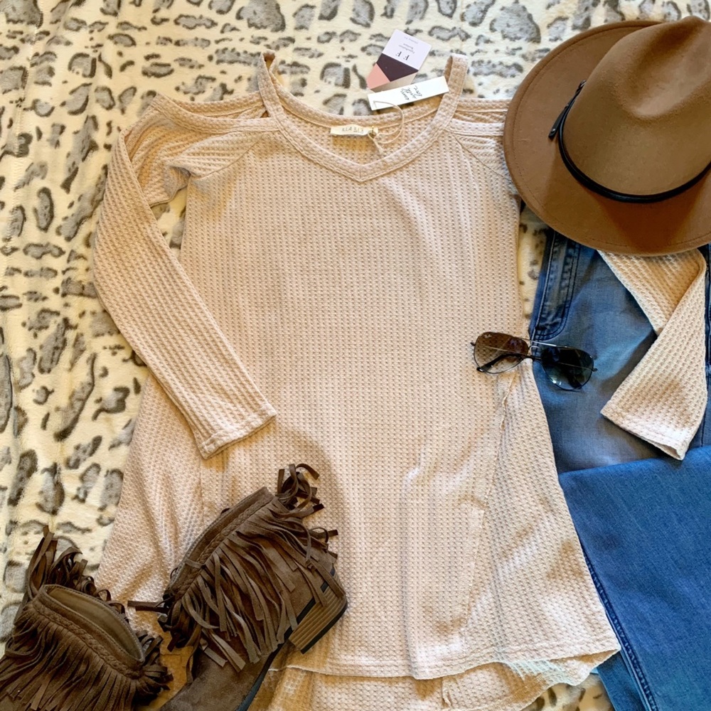 Boho Knit Cold Shoulder Henley Top Sweater - Picture 2 of 5